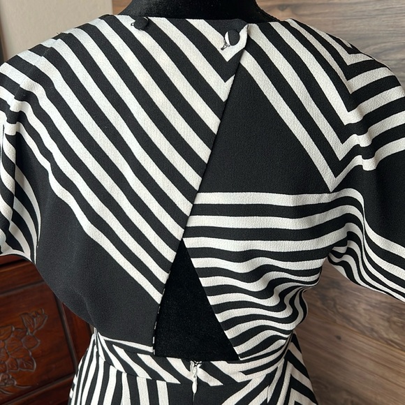ASOS | Geometric Striped Tailored Dress | Size 4 - Picture 5 of 15